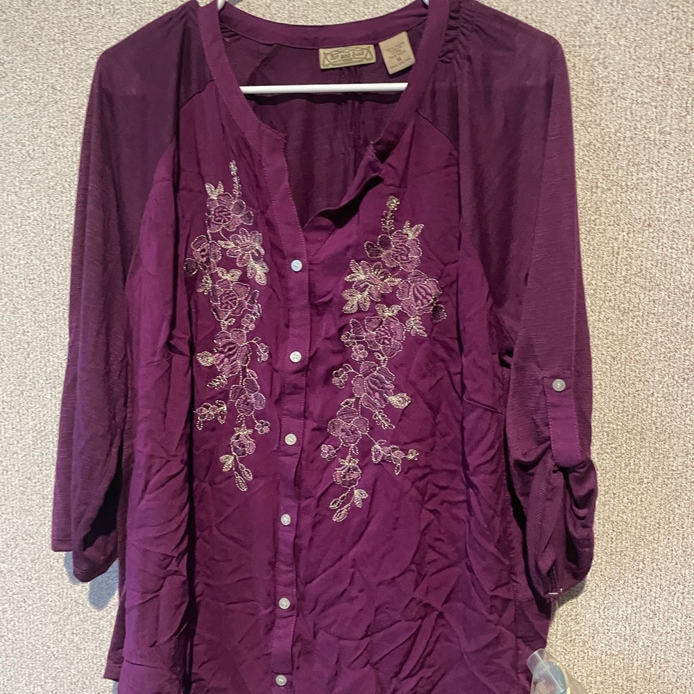 Art And Soul‎ Plum Embroidered Blouse